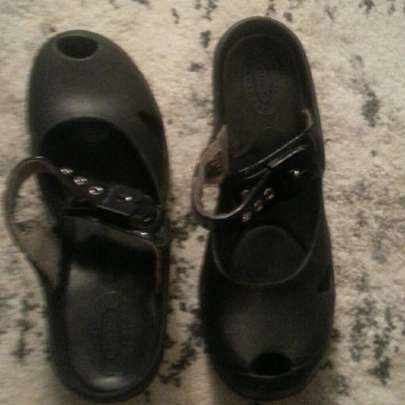 Dr. Schools Black Wedge Clog Sandals