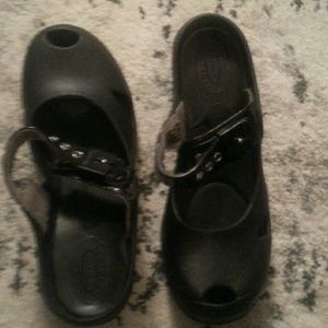 Dr. Schools Black Wedge Clog Sandals