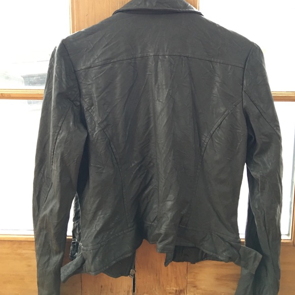 Faux leather jacket - Picture 3 of 4