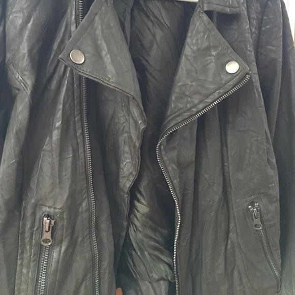 Faux leather jacket - Picture 2 of 4