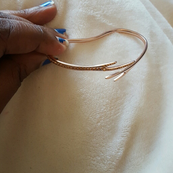 Colette Malouf Raven Branch Handcuff - Picture 2 of 3