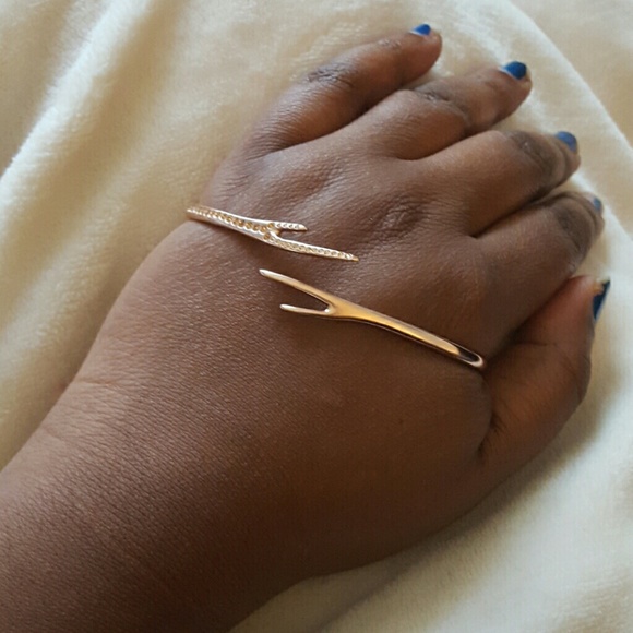 Colette Malouf Raven Branch Handcuff - Picture 3 of 3