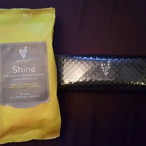?UNOPENED? Younique Mascara & Remover Cloths