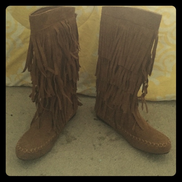 Brown fringed boots