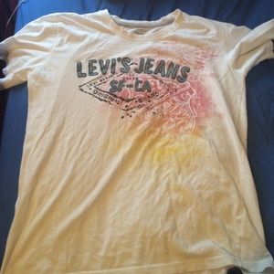 Levi's short sleeved t-shirt