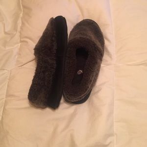 slippers