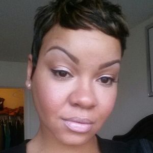 Meet your Posher, Monet