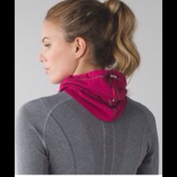 BRAND NEW Lululemon Neck Warmer - Picture 2 of 4