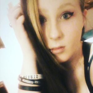 Meet your Posher, Kaitlyn