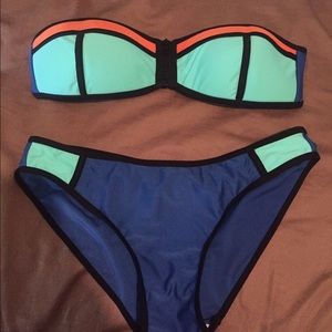 NWOT Lily Color Block Bikini