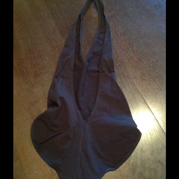 AA halter black bodysuit!❤️🌲 - Picture 4 of 4