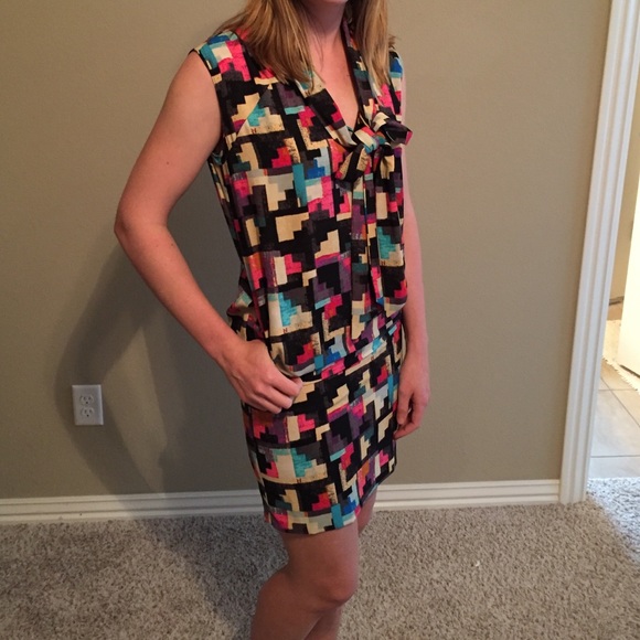 Patterns dress - Picture 3 of 4