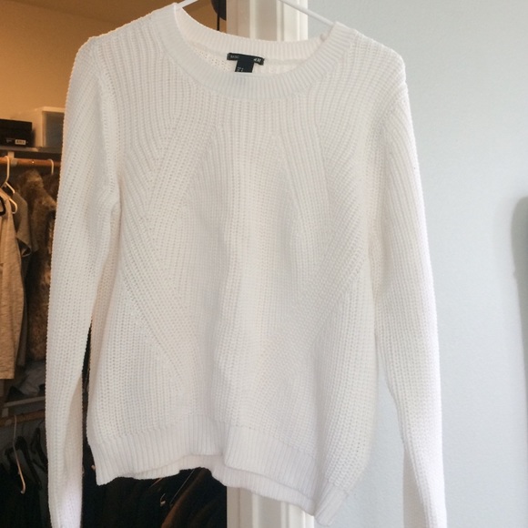 H&M white sweater