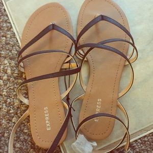 Sandals size 6 express