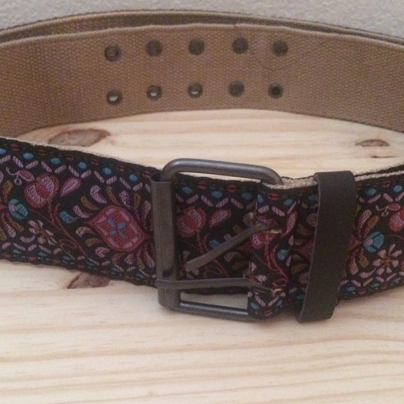 Patterned belt - Picture 3 of 3