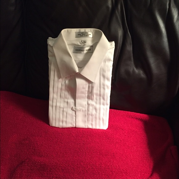 Men's tuxedo shirt