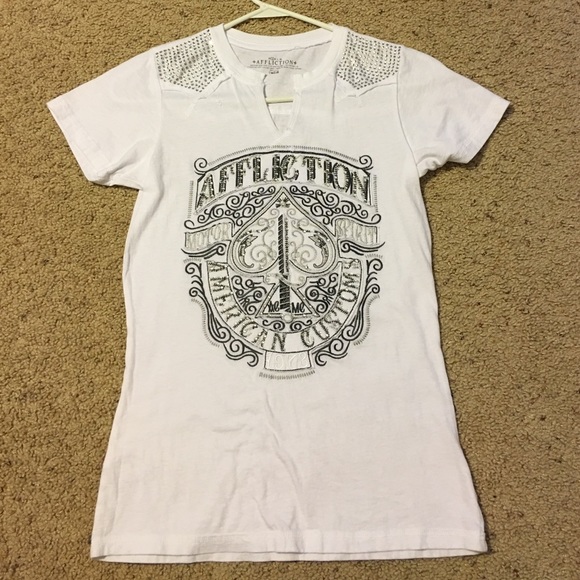 Women's affliction tee, like new condition