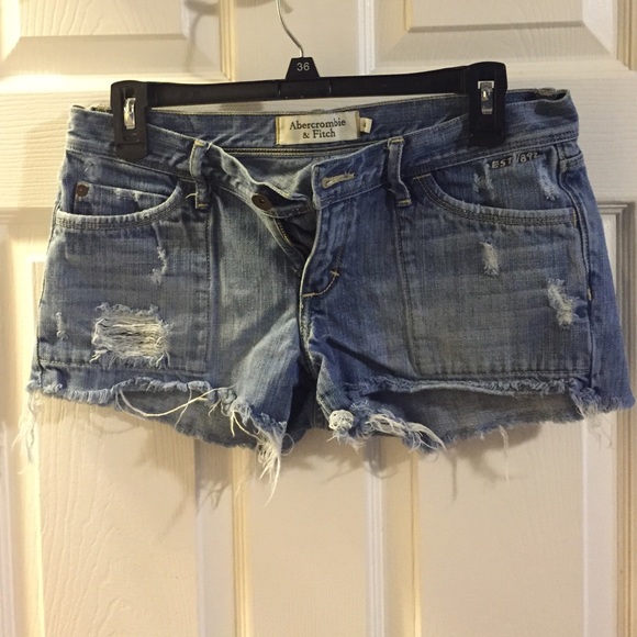 Abercrombie and Fitch denim shorts size 4