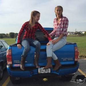 Meet your Posher, Sydney