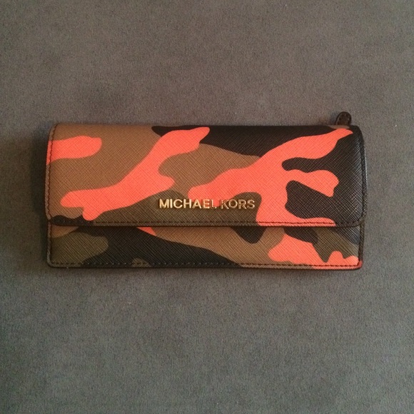 Authentic Michael kors wallet