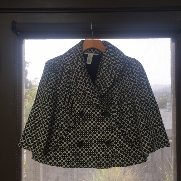 DVF AMAZING crop jacket.