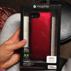 Mop how charging case brand new