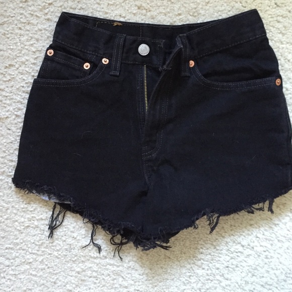 Black Levi's cut offs