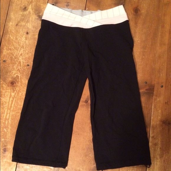 Lululemon crops