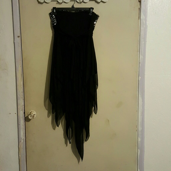 Dress - Picture 2 of 2