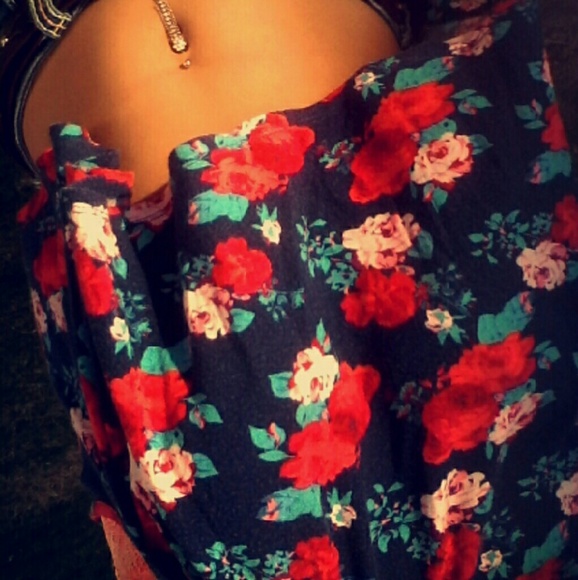 Floral crop top - Picture 1 of 1
