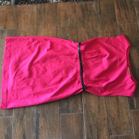 LOFT Dresses & Skirts - LOFT pink dress!!
