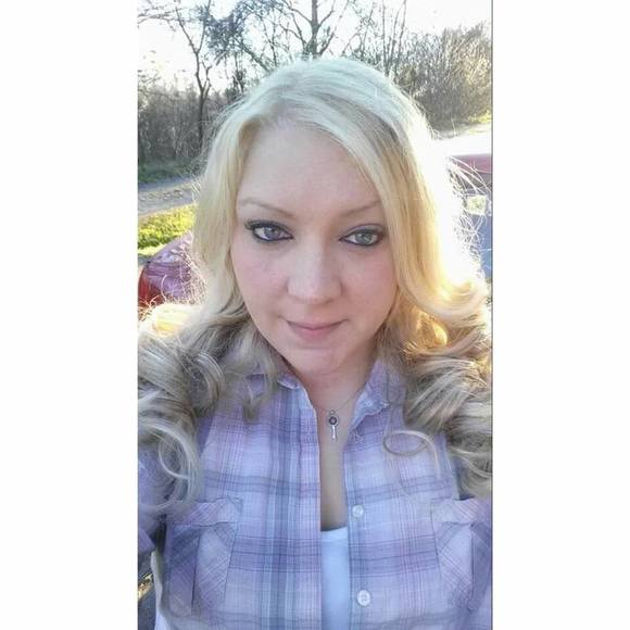 Meet your Posher, Casey - Picture 1 of 1