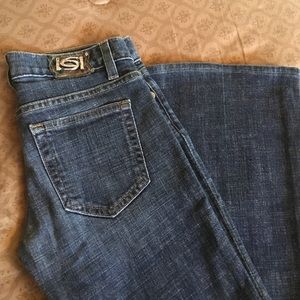 Bebe Jeans 🌻 offers welcomed