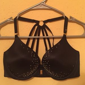 34C VS Bra
