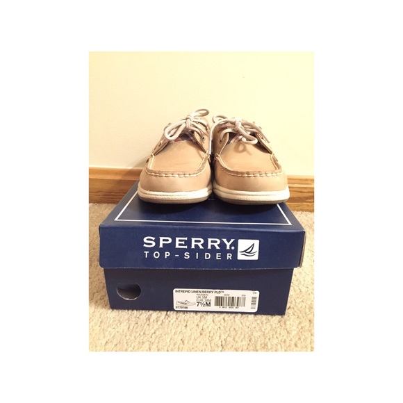 Size 7.5 Sperry Top-Sider boat shoes - Picture 3 of 3