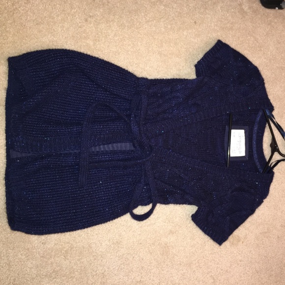 Sparkly Navy blue shirt sleeve sweater