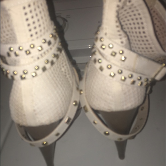 Cream booties - Picture 3 of 4