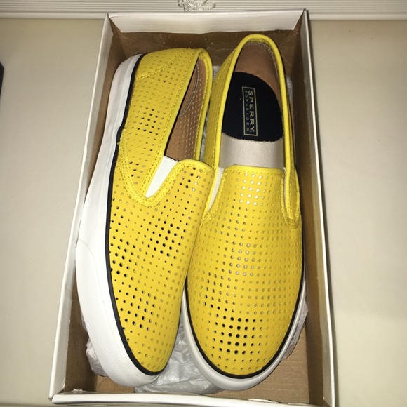 Yellow love!