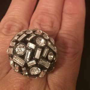 Henri Bendel ring
