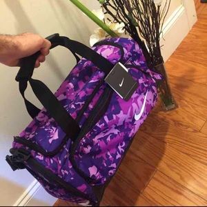 Gorgeous Nike duffle bag