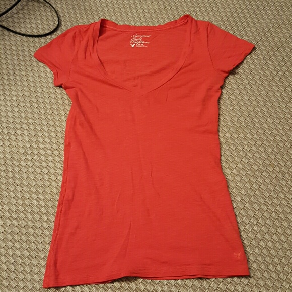 Reddish orange long tee shirt