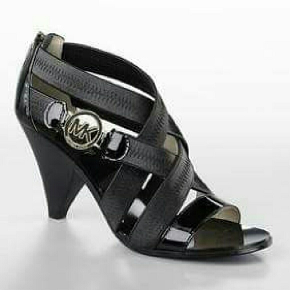 Authentic Michael Kors Robertson Stretch Sandals