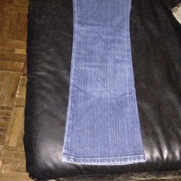 Abercrombie & Fitch Blue Jeans (Size 4L) - Picture 4 of 4