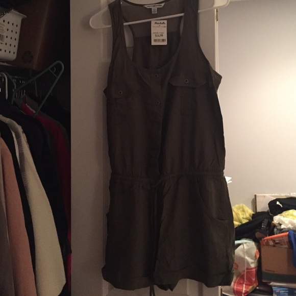 AE Army green romper