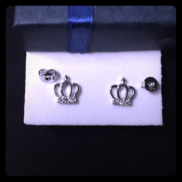 Silver earrings - Picture 1 of 2