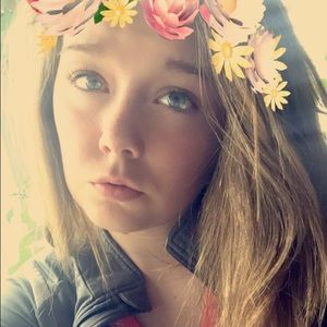 Meet your Posher, Amelia