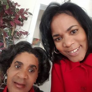 Meet your Posher, Denise