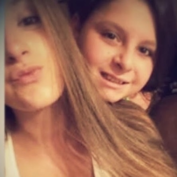 Meet your Posher, Kelly - Picture 1 of 1