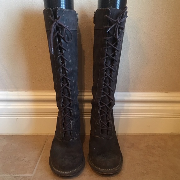 FRYE Villager Suede Boots