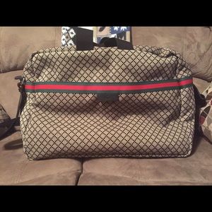 SOLD. 💯% Gucci diamanté duffle travel bag